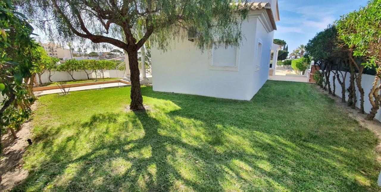 Sunset Villa By Laranjal Rentals Olhos de Agua  Luaran gambar