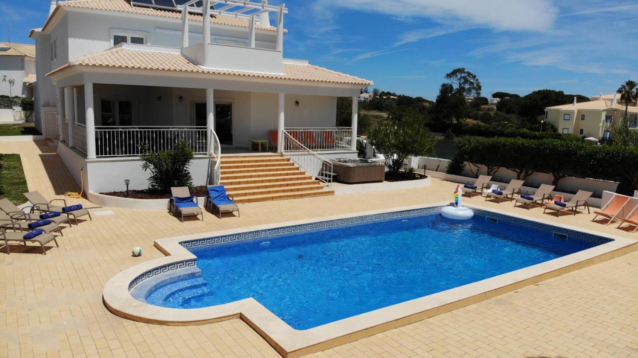 Sunset Villa By Laranjal Rentals Olhos de Agua  Luaran gambar